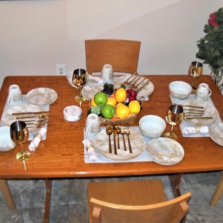 Two Bedrooms Apartment Manage And Supervise By Host Endless Features Amenities Dishwasher Washer Dryer Best Wifi Internet Services By Verizon Fios 960 Upload 960 Download Bi Monthly Free Housekeeping Services Huge 10000 Square Footage นิวยอร์ก ภายนอก รูปภาพ