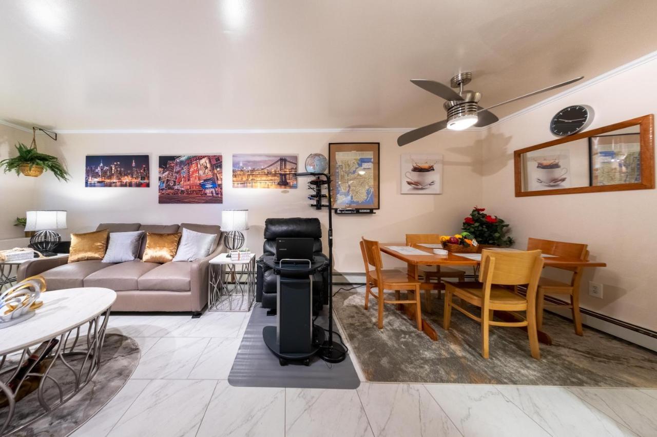 Two Bedrooms Apartment Manage And Supervise By Host Endless Features Amenities Dishwasher Washer Dryer Best Wifi Internet Services By Verizon Fios 960 Upload 960 Download Bi Monthly Free Housekeeping Services Huge 10000 Square Footage นิวยอร์ก ภายนอก รูปภาพ