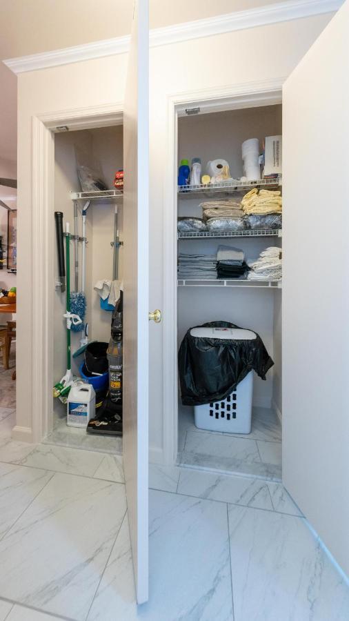 Two Bedrooms Apartment Manage And Supervise By Host Endless Features Amenities Dishwasher Washer Dryer Best Wifi Internet Services By Verizon Fios 960 Upload 960 Download Bi Monthly Free Housekeeping Services Huge 10000 Square Footage นิวยอร์ก ภายนอก รูปภาพ