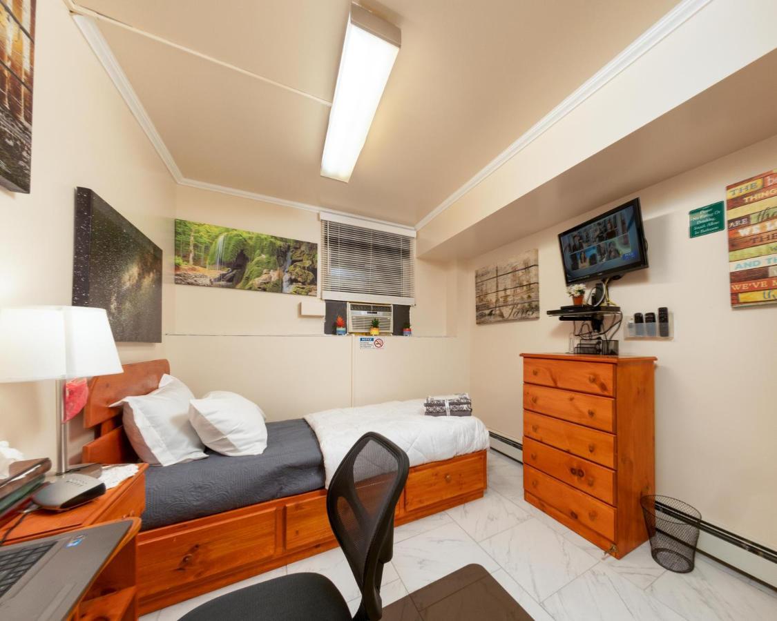 Two Bedrooms Apartment Manage And Supervise By Host Endless Features Amenities Dishwasher Washer Dryer Best Wifi Internet Services By Verizon Fios 960 Upload 960 Download Bi Monthly Free Housekeeping Services Huge 10000 Square Footage นิวยอร์ก ภายนอก รูปภาพ